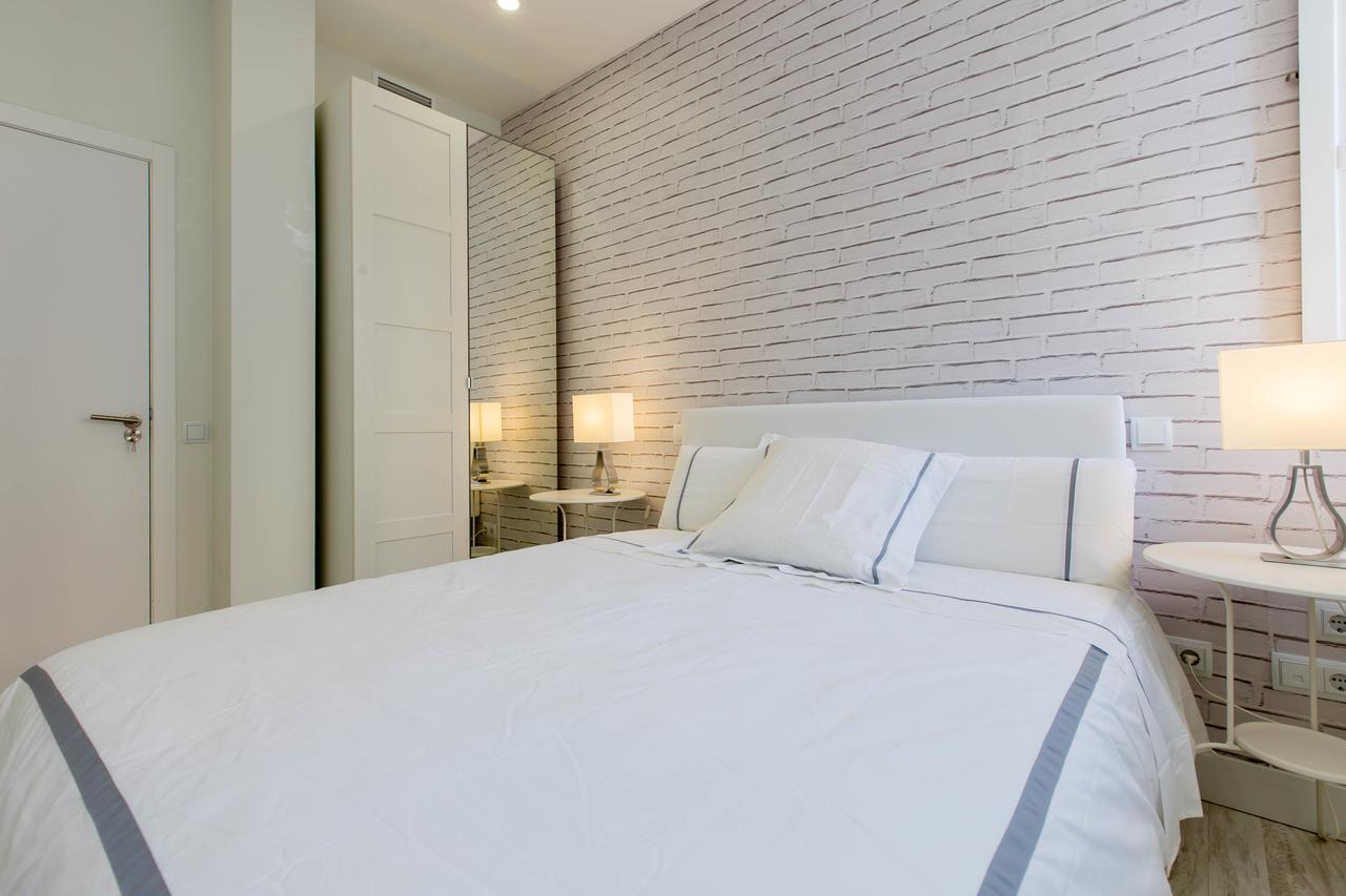 Bookinmadrid Com - Cascorro Sq 18 Pax Apartment Luaran gambar