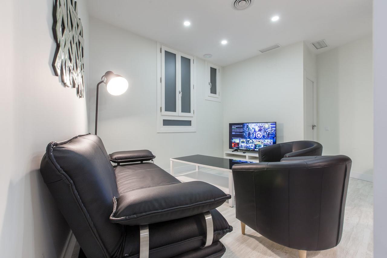 Bookinmadrid Com - Cascorro Sq 18 Pax Apartment Luaran gambar